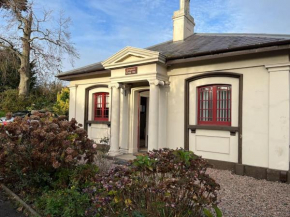 The Lyttle Cottage